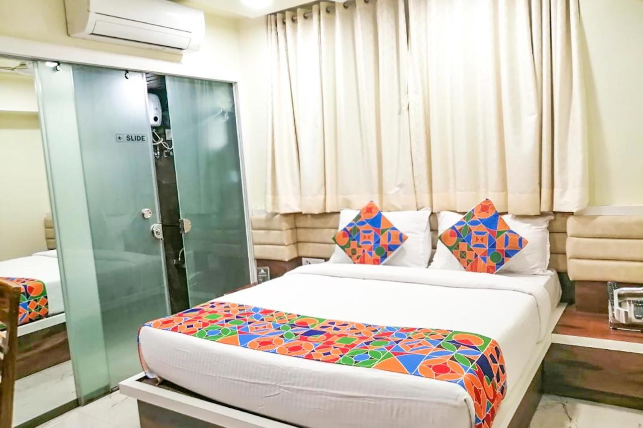 Hotel Radana Vashi Navimumbai Наві-Мумбаї Екстер'єр фото