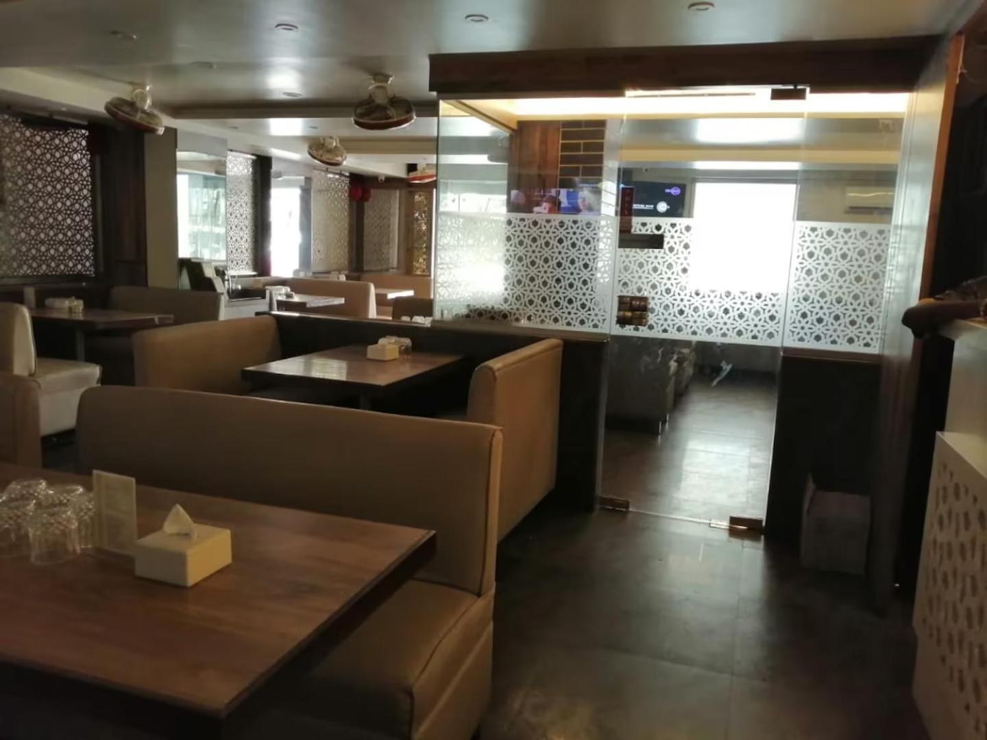 Hotel Radana Vashi Navimumbai Наві-Мумбаї Екстер'єр фото